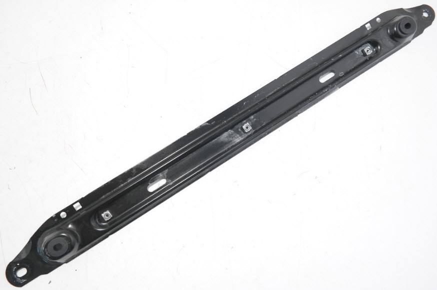 Voorste dwarsbalk subframe v. 3502AW