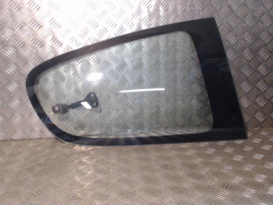 Ruit achterportier 9204J5